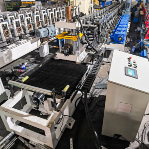 Machine de profilage à rouleaux